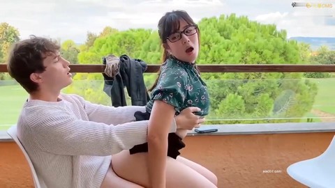 Địt nữ thư ký lồn hồng Vân Taylor
